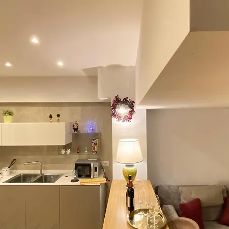 Palm's House ナポリ